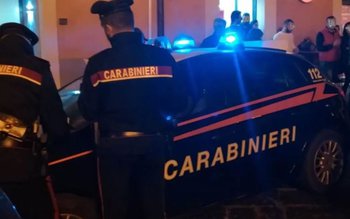 Peste 60 de români s-au …