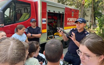 Copiii din Botoșani învățați să-și …