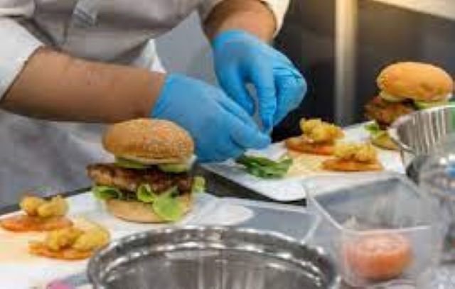 Acțiune de amploare la fast-food-urile și localurile în care se servește meniul zilei