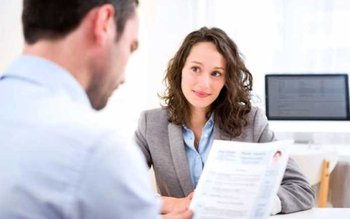 Se schimbă regulile de angajare …