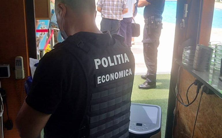 Țigarete confiscate de polițiștii Serviciului de Investigare a Criminalității Economice
