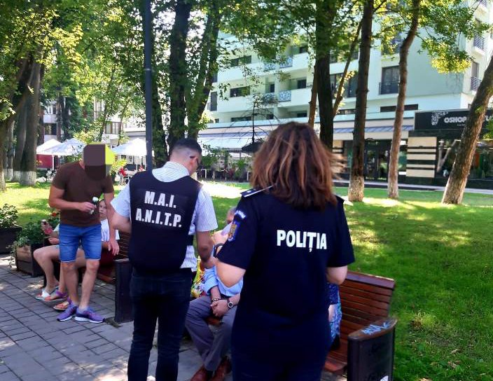 Activități pentru creșterea siguranței cetățenilor derulate de polițiștii botoșăneni