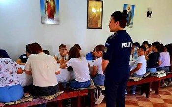 Activități pentru prevenirea cyberbullyingului organizate …