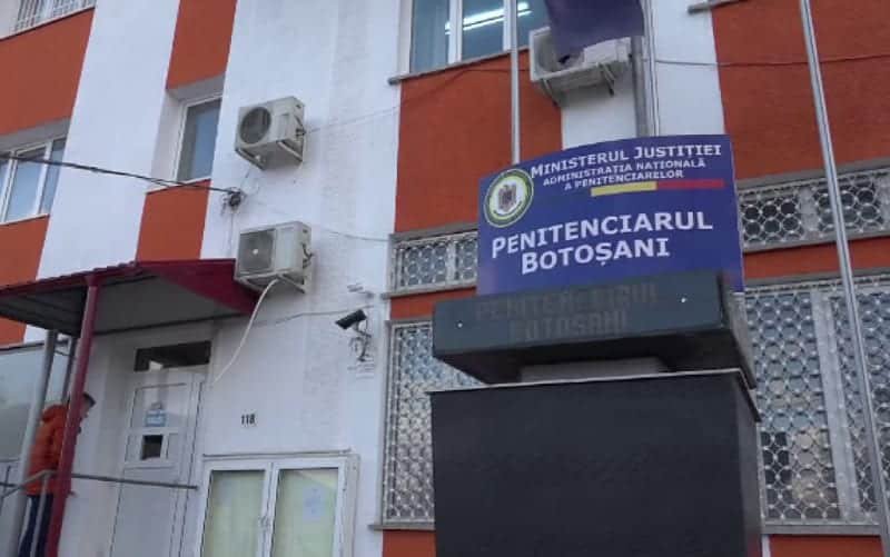 Trei botoșăneni luați pe sus și duși direct în penitenciar