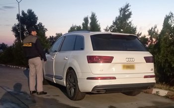 Păcălit cu un permis de …