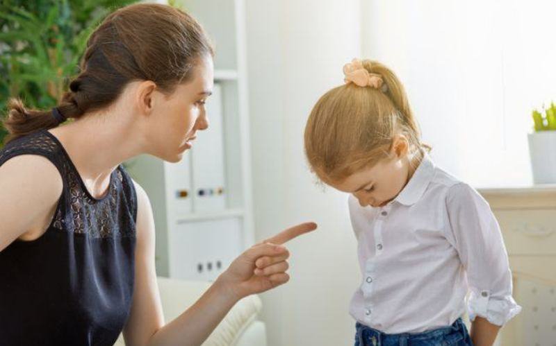 Cum să îți îmbunătățești comunicarea cu micuțul tău