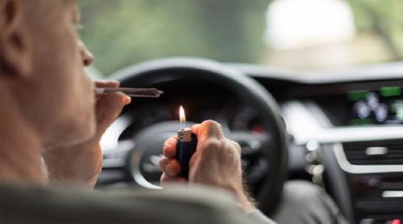 Șoferii care se urcă la volan sub influența alcoolului sau a drogurilor nu vor mai avea dreptul de a conduce timp de 10 ani