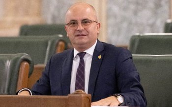 Fermierii pot depune cereri pentru …