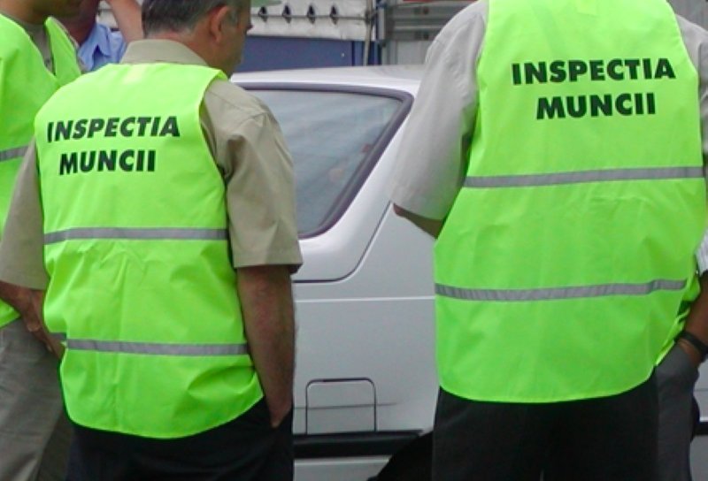 Amenzi de peste 300.000 de lei aplicate de inspectorii ITM în cadrul verificărilor efectuate la societăți comerciale din județ