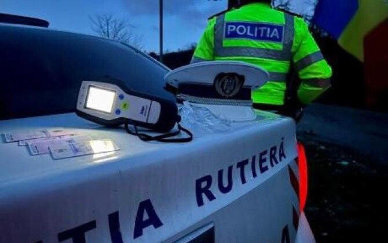 Botoșănean trimis în judecată pentru că a încercat să ofere mită 500 de euro unor polițiști care l-au prins rupt de beat la volan