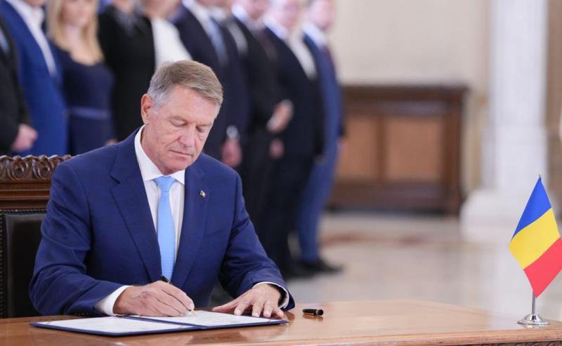 Austeritate în România. Klaus Iohannis a promulgat legea privind măsurile fiscale