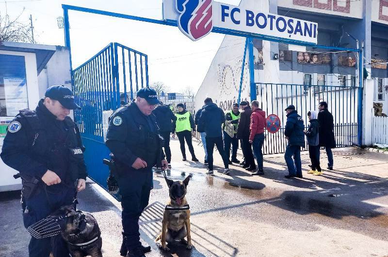 Măsuri de ordine publică la meciul de fotbal dintre F.C. Botoșani și F.C. Universitatea Cluj