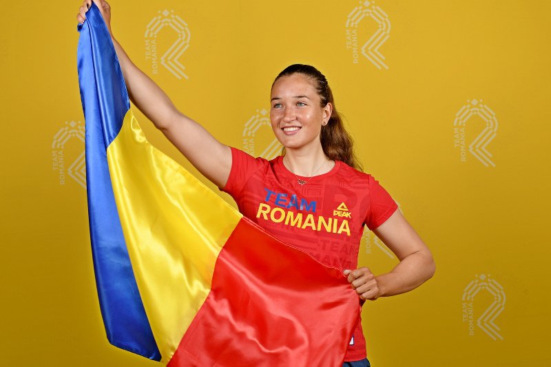 Botoșăneanca Simona Radiș desemnată „Sportiva anului” în canotajul românesc