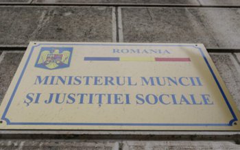 Angajații instituțiilor din Ministerul Muncii …