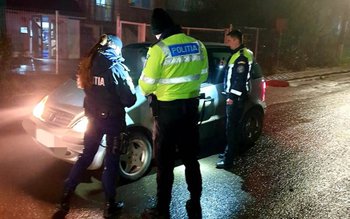 Șoferi opriți de polițiștii din …