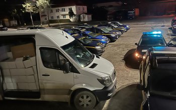 Două tone de miez de …