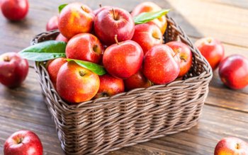 Consumă două mere pe zi …