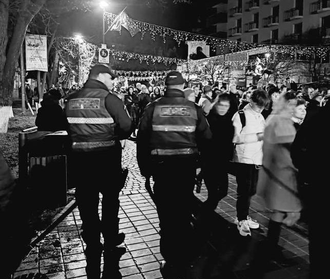 Jandarmii botoșăneni vor asigura liniștea și ordinea publică la spectacolele de Revelion organizate în aer liber