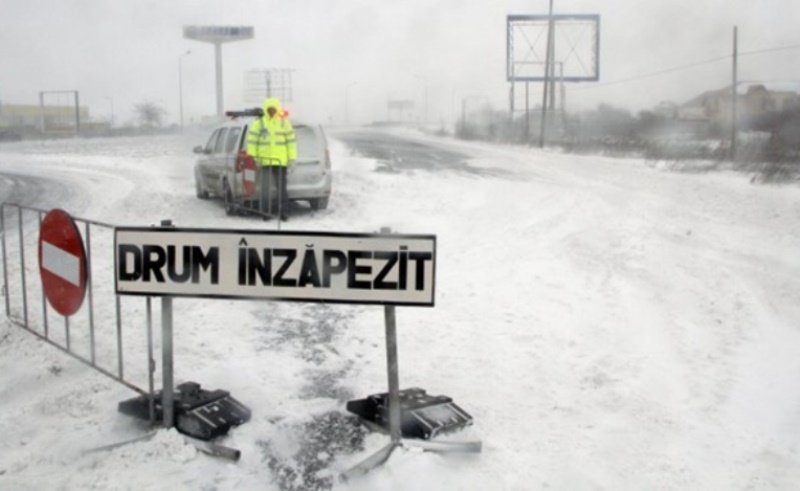 Urgia albă face prăpăd în România! 30 de școli și 3 drumuri naționale din România au fost închise din cauza zăpezii