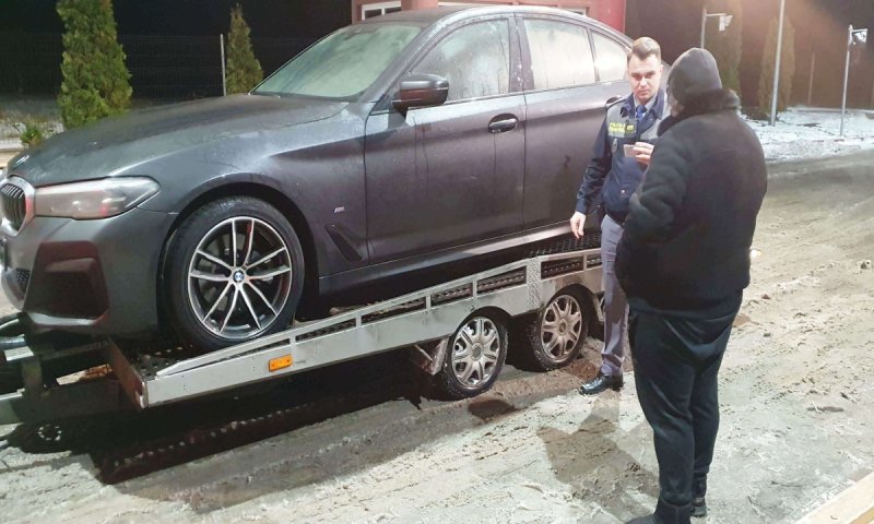 BMW hibrid furat din Polonia, descoperit și indisponibilizat la frontieră