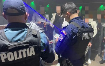 Aproximativ 200 de persoane legitimate …