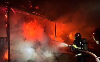 Casă din comuna Cristinești distrusă …