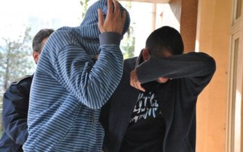 Doi tineri din Botoșani reținuți …