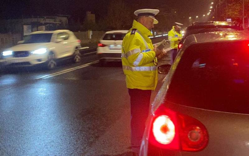 Weekend încărcat pentru oamenii legii! Mai mulți conducători auto aflați sub influența alcoolului scoși din trafic de polițiștii botoșăneni
