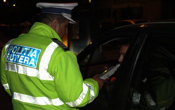 Tânăr surprins în flagrant delict, …