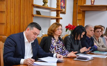 Ședință la Prefectura Botoșani privind …
