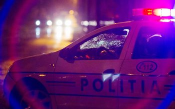 Societăți, mașini și persoane verificate …