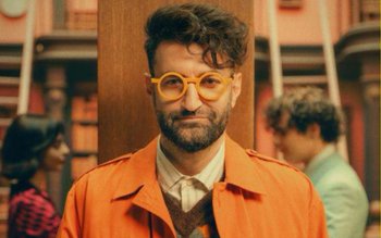 Smiley a lansat „Culoarea ta”, …