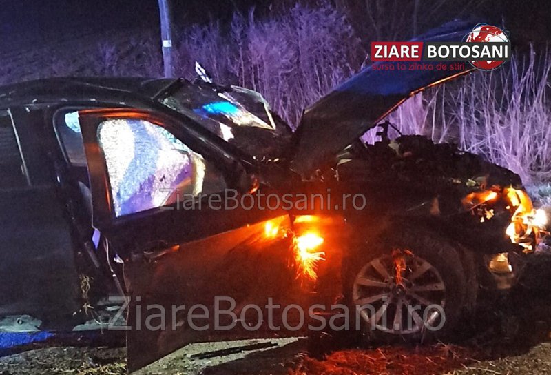 Accident! Un bărbat a ajuns la spital după ce s-a răsturnat cu mașina pe un drum din județ - FOTO