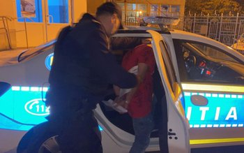 Bărbat evacuat din locuință pentru …