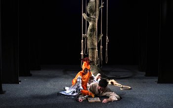 Programul „Povestiri din copilărie” continuă …