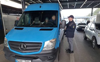 Carte verde falsificată, depistată la …