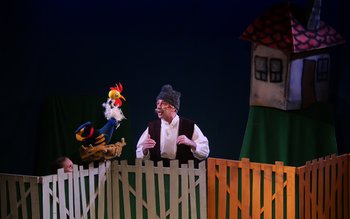 Programul „Povestiri din copilărie” continuă …