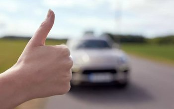 Unui bărbat care transporta persoane …