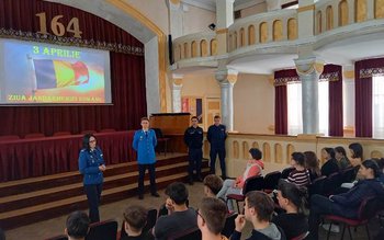 Oportunitățile unei cariere militare în …