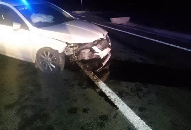 Patru mașini avariate în trei accidente. Pompierii au intervenit