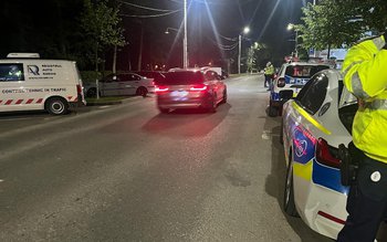 Peste 20 de permise de …