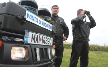 Polițiștii de frontieră alături de …