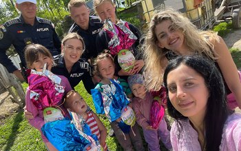 Bucurie adusă de polițiști unor …