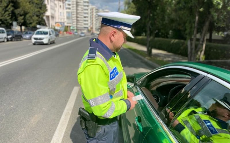 Peste 160 de sancțiuni aplicate de polițiști în ultimele 24 de ore și 9 permise de conducere reținute