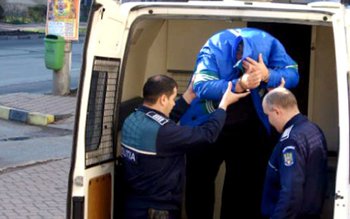 Bărbat din Botoșani, luat în …