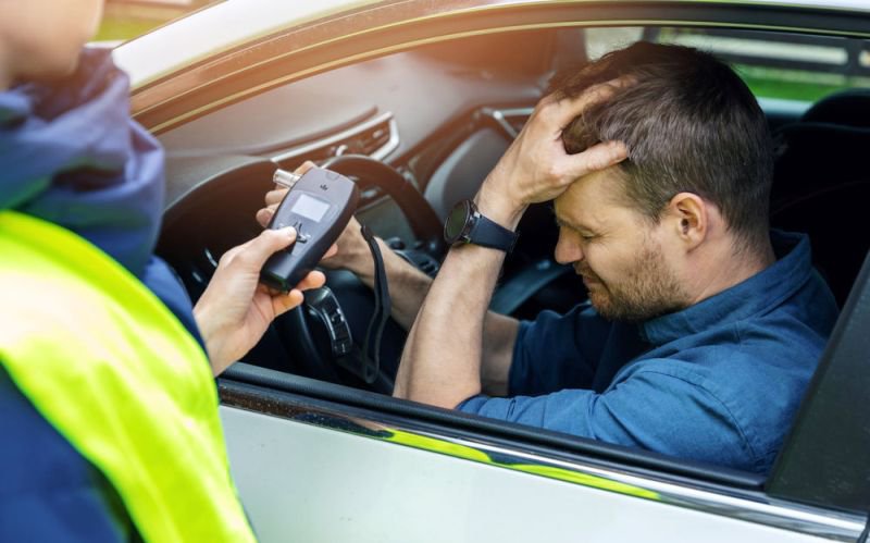 Regula de aur pentru șoferi. Au dreptul să refuze polițistul: Este singura soluție