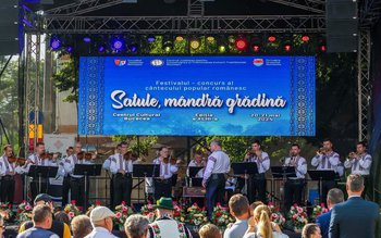 Festivalul „Satule, mândră grădină” a …