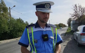 Peste 20 de permise de …