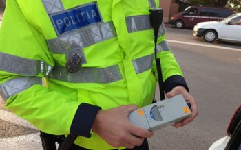 Bărbat depistat sub influența alcoolului …