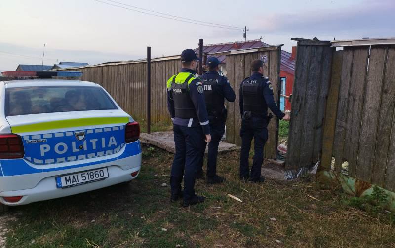 Bărbat reținut pentru furt calificat. Percheziții desfășurate de polițiști la locuința acestuia